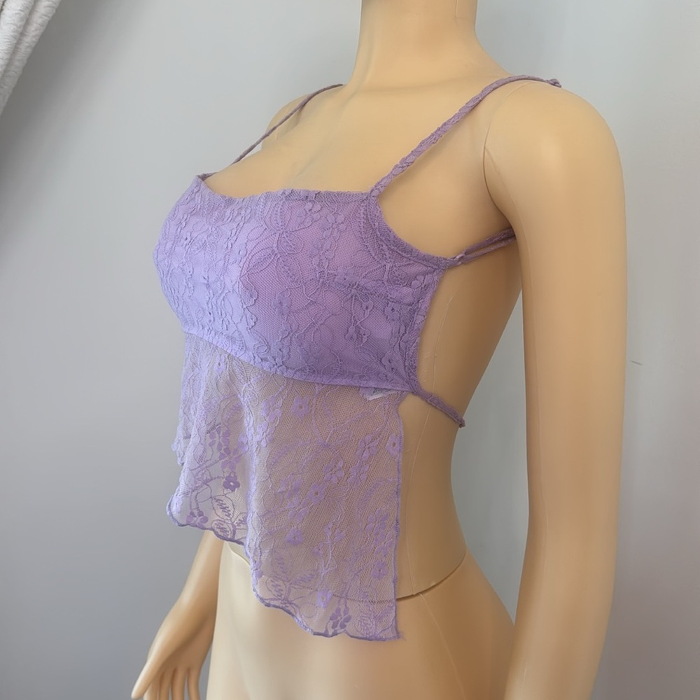 Edikted Lavender Lace YK2 open back Crop Top Sz M - Picture 4 of 7